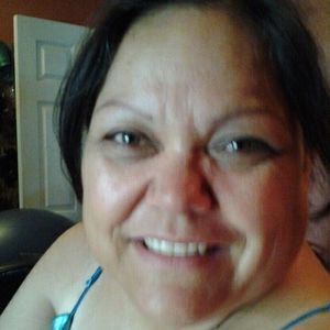 Meet your Posher, Corina